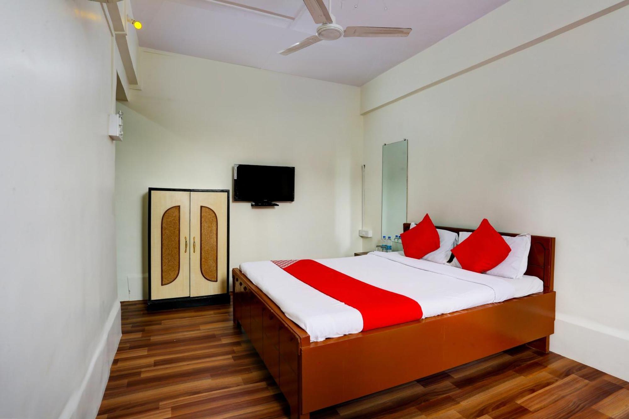 Hotel O Classic Bombay Extérieur photo